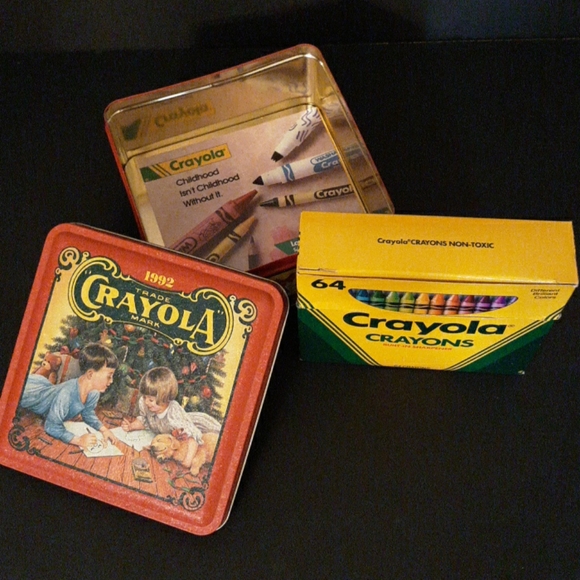 Vintage 1992 Crayola Christmas Tin w/ crayons - Picture 4 of 11